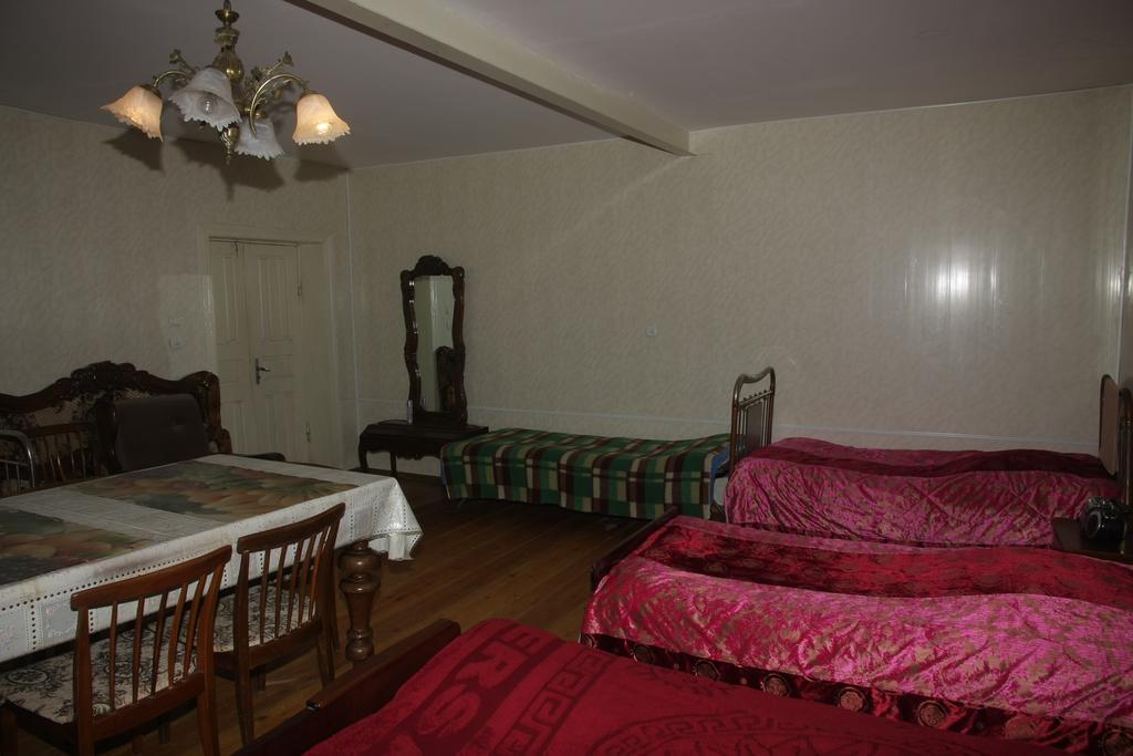 Hostel Sozari คูทายสิ ห้อง รูปภาพ